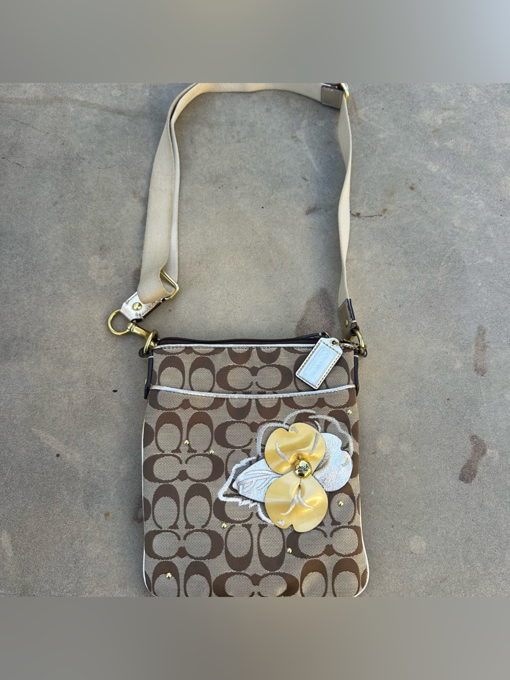 Coach Signature Canvas Crossbody Bag with Floral Applique Gold Metallic Trim